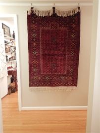  Lovely hand knotted silk rug 