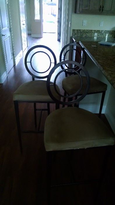 Set of three bar stools 100
