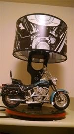 Harley lamp 25