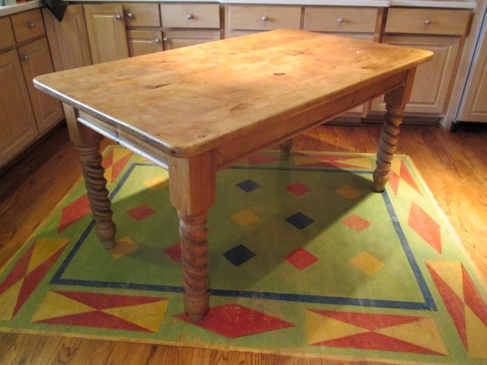 Nantucket turned leg pine table