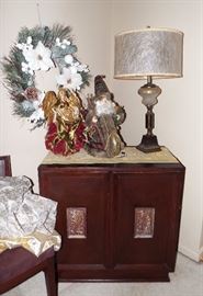 ANTIQUE MID CENTURY SILVER CHEST WITH ANTIQUE 1950'S FIBERGLAS SHADE LAMP