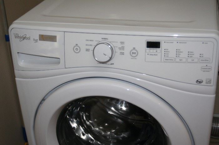 Whirpool Duet washer & Dryer- like new
