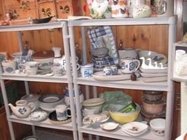 Large assortment of kitchen items