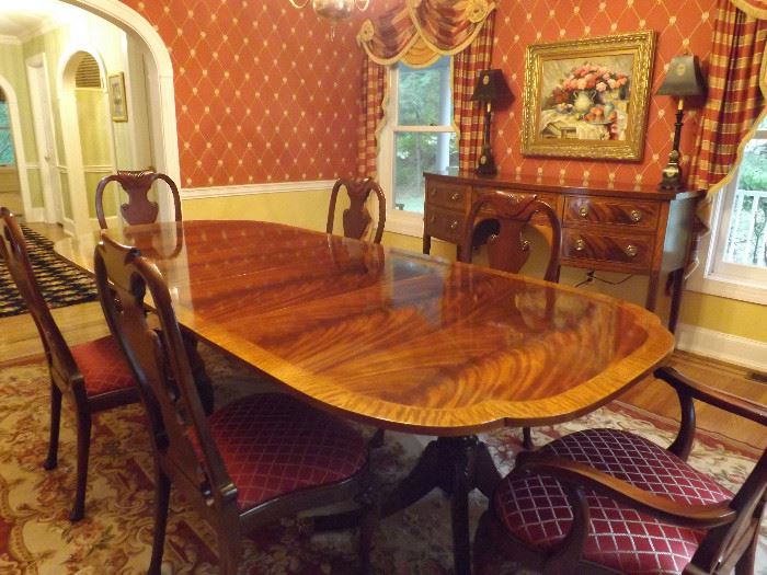 Historic Charleston Sheraton Table w Queen Anne Chairs by Baker