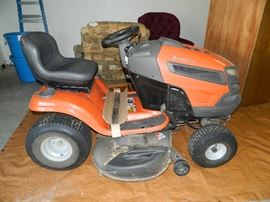 Husquvarna riding mower - excellent condition!