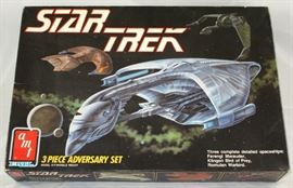 AMT Ertl "Star Trek" This was originally a 3 piece Adversary Set but we only have the "Klingon Bird of Prey". Complete in Original Box with instruction booklet.