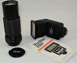 Vivitar 70 - 210mm Micro Focusing Zoom Lens Canon Mount and Vivitar 2500 Flash Attachment