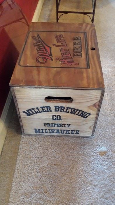 Miller brewing wooden box with checker board lid