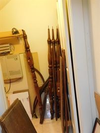 New Hampshire maple canopy bed