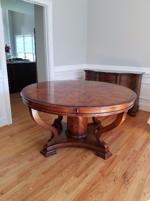 beautiful solid wood table with leaves 