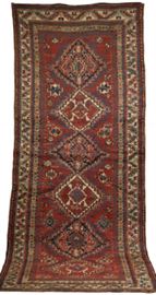 39x89CaucasianRunner919thcentury