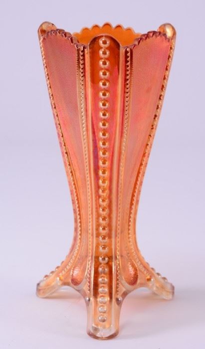 Lot 3:  Graduated Imperial Glass Carnival Vase
