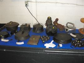 Super scarce Erie, Griswold, Favorite Piqua Ware, Martin Stove Co. & others cast iron.