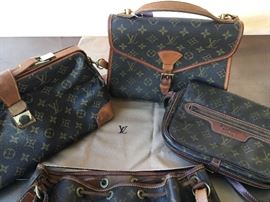 Louis Vuitton hand bags purses