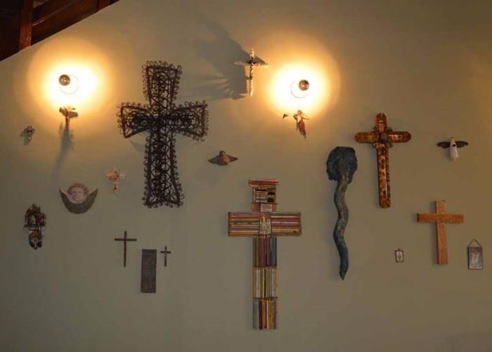 Collection of Crucifixes & Religious Wall Hangings