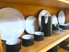 MCM "CONTEMPO FROST" BLK/WHT DINNER WEAR.