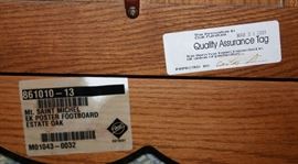 Arbek King Bedroom set w/Bed Frame, 2 Night Stands, 7-Drawer Dresser W/Mirror, & 3-Drawer Entertainment Cabinet