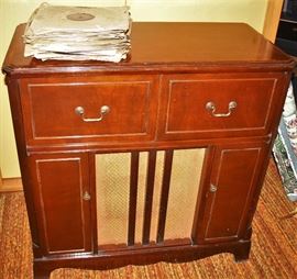 Sparton Radio & Turntable