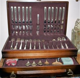 Duratene Prestige Plate Flatware 80 Pcs w/Case