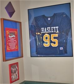 Pictures; Plaques; Sports Memorabilia