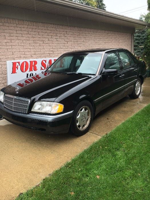 96' C280 Mercedes-Benz V-6 Only 126k miles