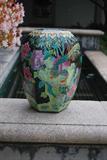 ANTIQUE FINE CHINESE VASE / URN