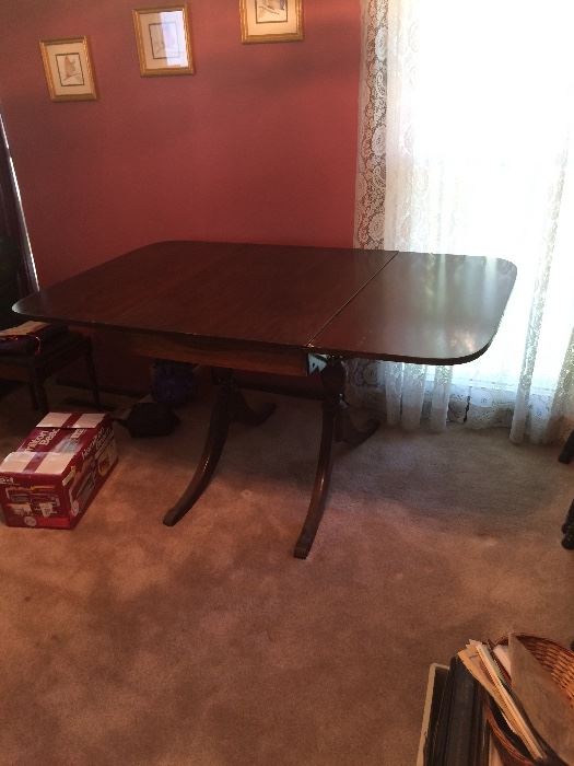 Small Antique Table w/ drop-down Leaves