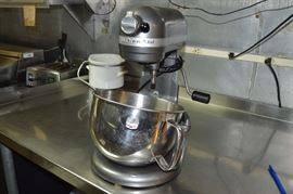 KITCHENAID MIXER