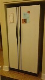  Hotpoint refigerator