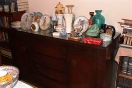 Server and Decorative