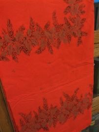 VINTAGE HOLIDAY LINENS