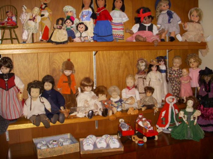 Overview of dolls