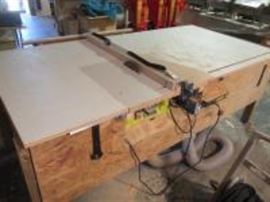 Ryobi 10" Saw w/ Saw Guides, Dust Hook Up and 48" X 96" Table