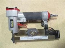 Central Pin Nailer