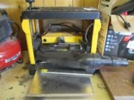 Dewalt Planer 12"
