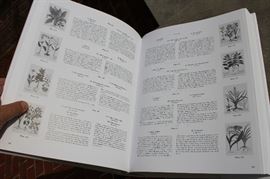 The Besler Florilegium: Plants of the Four Seasons

Very big, very heavy and in excellect condition. Published by Abrams. Printed in Italy. Copyright 1987.
English translation Copyright 1989. Covers plants from all four seasons, trees and shrubs etc. Beautifully detailed illustration. Comes with hardcover sleeve. 