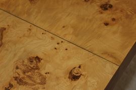 Table has 2 leaves, each 18"

Table is 30"t and 40"w.

With both 18" leaves table is 8'4" long.

Table top is 1 1/4" thick

Solid Oak Parson's Dining Table. Olive oak burl veneer.
Manufactured by Lane Corporation. Excellent overall condition with some minor visible signs of wear. 