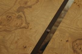 Table has 2 leaves, each 18"

Table is 30"t and 40"w.

With both 18" leaves table is 8'4" long.

Table top is 1 1/4" thick

Solid Oak Parson's Dining Table. Olive oak burl veneer.
Manufactured by Lane Corporation. Excellent overall condition with some minor visible signs of wear. 