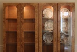 China Cabinet

Measures 6'4"tall x 5'4"wide x 17"deep.

Buffet-bottom measures 24"tall, top half is 52"tall.

Manufactured by Lane Corporation. Solid, olive oak burl veneer. Double backlit. 