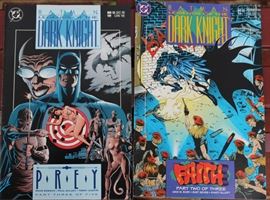 DC Comics and Daily Planet Carousel Toy

Comics include:
Batman: Armageddon 2001. Annual 1991.
Batman: Legends of the Dark Knight. Faith. Part two of three. No. 22. September 1991.
Batman: Legends of the Dark Knight. Gothic. Part one of five. No. 6. April 1990.
Batman: Legends of the Dark Knight. Gothic. Part two of five. No. 7. May 1990.
Batman: Legends of the Dark Knight. Gothic. Part four of five. No. 9. July 1990.
Batman: Legends of the Dark Knight. Gothic. Part five of five. No. 10. Auguest 1990.
Batman: Legends of the Dark Knight. Prey. Part one of five. No. 11. September 1990.
And all other issues shown in photos.

Also includes Schylling Superman Classic Carousel - DAILY PLANET Windup Tin Toy. Comics in overall very good condition. Carousel in very good condition. 