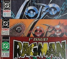 DC Comics and Daily Planet Carousel Toy

Comics include:
Batman: Armageddon 2001. Annual 1991.
Batman: Legends of the Dark Knight. Faith. Part two of three. No. 22. September 1991.
Batman: Legends of the Dark Knight. Gothic. Part one of five. No. 6. April 1990.
Batman: Legends of the Dark Knight. Gothic. Part two of five. No. 7. May 1990.
Batman: Legends of the Dark Knight. Gothic. Part four of five. No. 9. July 1990.
Batman: Legends of the Dark Knight. Gothic. Part five of five. No. 10. Auguest 1990.
Batman: Legends of the Dark Knight. Prey. Part one of five. No. 11. September 1990.
And all other issues shown in photos.

Also includes Schylling Superman Classic Carousel - DAILY PLANET Windup Tin Toy. Comics in overall very good condition. Carousel in very good condition. 