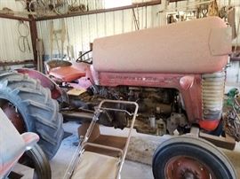 MF65 tractor, Massey Ferguson 65 Dielselmatic, it runs!