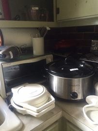 Small appliances including Toastmaster Belgian Waffler and crockpot