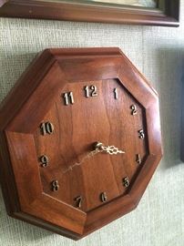 Easy-to- read wooden clock