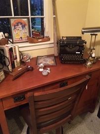 Desk and office chair; old typewriter