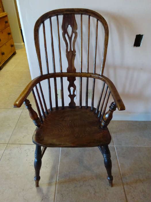 Pair of 1820 Windsor chairs