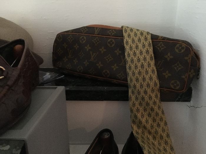 Louis Vuitton Scarf case