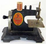 SOTOY MARTHA WASHINGTON MINI SEWING MACHINE TOY