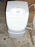dehumidifier WORKS