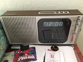 VINTAGE PANASONIC ALARM CLOCK RADIO